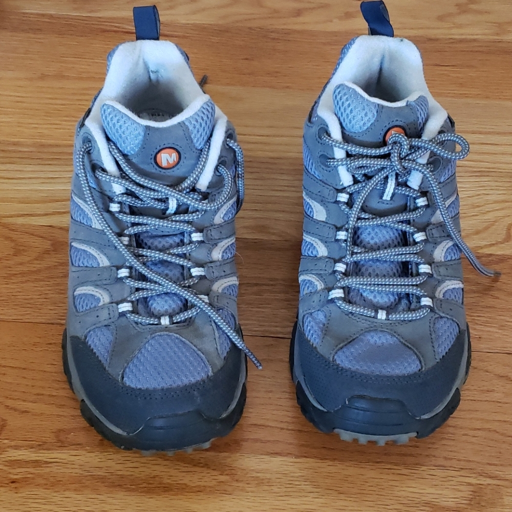 Merrell hiking shoes size 10